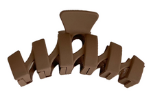 Load image into Gallery viewer, HK Online 3 WAVE HAIR CLAW CLIPS -10.1cm XL HAIR CLAWS, Matte BLACK, BROWN &amp; TAUPE, Up Do HAIR Clips, Large CLAW CLIPS