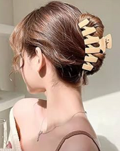 Load image into Gallery viewer, HK Online 3 WAVE HAIR CLAW CLIPS -10.1cm XL HAIR CLAWS, Matte BLACK, BROWN &amp; TAUPE, Up Do HAIR Clips, Large CLAW CLIPS