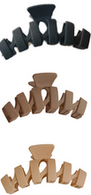 Load image into Gallery viewer, HK Online 3 WAVE HAIR CLAW CLIPS -10.1cm XL HAIR CLAWS, Matte BLACK, BROWN &amp; TAUPE, Up Do HAIR Clips, Large CLAW CLIPS