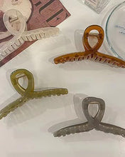 Load image into Gallery viewer, 4 GIANT JELLY CLAW CLIPS 13cm -Acrylic HAIR CLAW Gift Set, Easy Hold &amp; No Pull