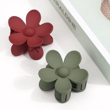 Load image into Gallery viewer, 4 WOODLAND MATT DAISY Hair CLAW CLIPS -Holiday, Gifting
