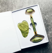 Load image into Gallery viewer, Marble JADE ROLLER &amp; GUA SHA Boxed Set &amp; 1 Kabuki Brush- Glow Boosting, De-Puffing, Deep Moisture Massage, Lifting &amp; Tightening