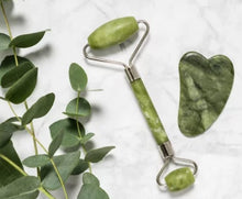 Load image into Gallery viewer, Marble JADE ROLLER &amp; GUA SHA Boxed Set &amp; 1 Kabuki Brush- Glow Boosting, De-Puffing, Deep Moisture Massage, Lifting &amp; Tightening